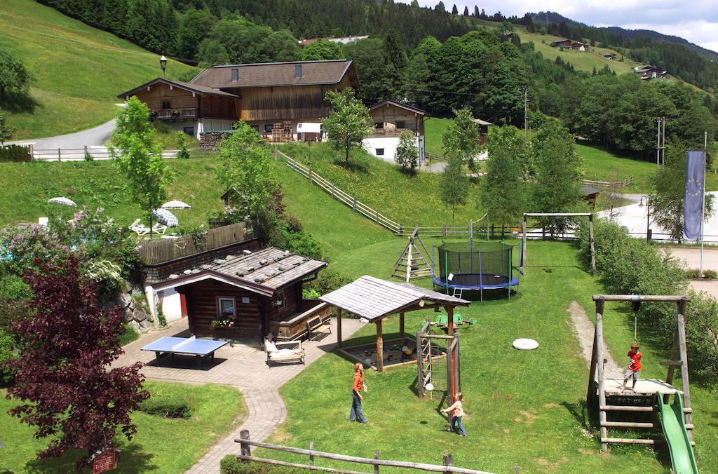 Landhaus St. Georg Bed and Breakfast Saalbach-Hinterglemm Esterno foto